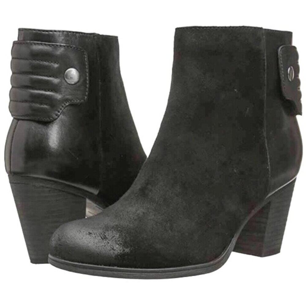 CLARKS Artisan Palma Rylie Booties Ankle Boots Black Suede Leather SZ 8.5